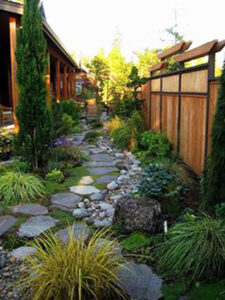 dry-creekbed-landscape- ideas